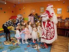 Дед Мороз, Снегурочка и Маша в детском саду!