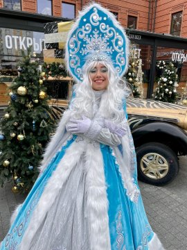 детские аниматоры клоуны Снегурочка и Дед Мороз в Краснодаре на праздник